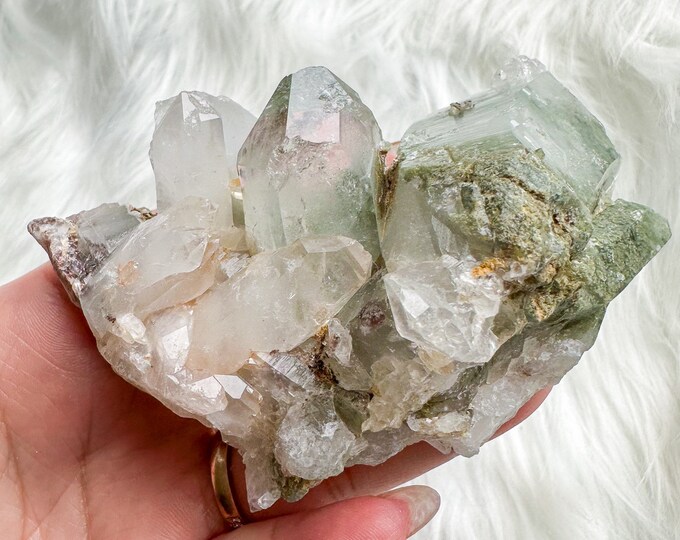 chlorite quartz mineral specimen | premium quartz crystal cluster | crystal healing home decoration | healing crystal | crystal decoration