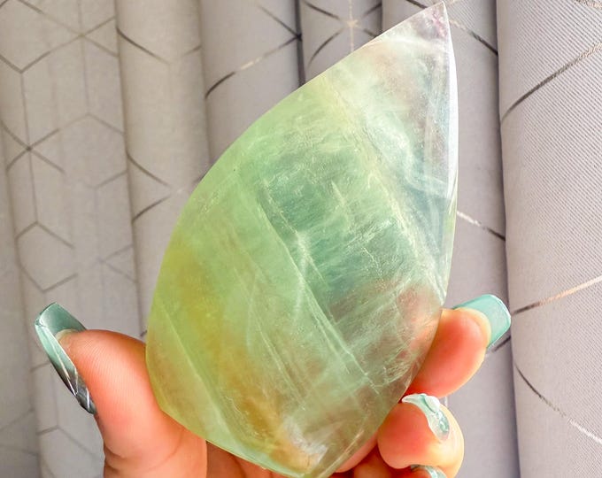 Green fluorite flame point healing crystal home decoration meditation | gift for her |gift for him |crystal gift