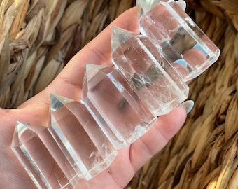 Clear Quartz tower point small size