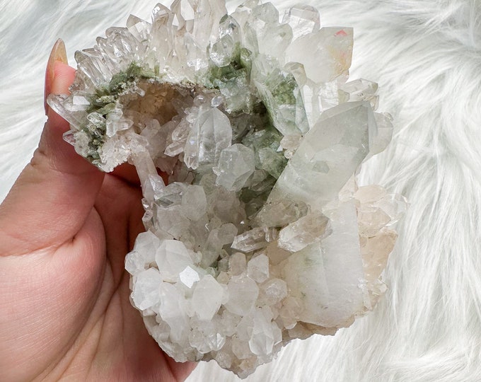 chlorite quartz mineral specimen | premium quartz crystal cluster | crystal healing home decoration | healing crystal | crystal decoration