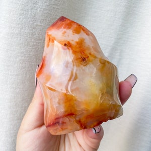 Carnelian crystal flame | Carnelian stone home decoration | carnelian stone healing crystal | birthstone gifts| wedding anniversary gift