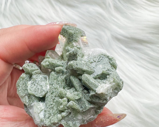 chlorite quartz mineral specimen | premium crystal cluster | crystal healing home decoration | healing crystal | crystal decoration