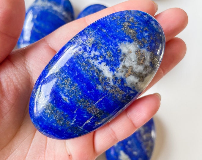Lapis lazuli premium palmstone Healing Crystals