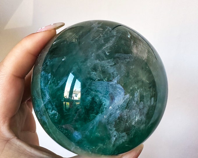 Premium Green fluorite crystal sphere healing crystal home decor