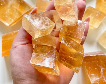 Honey calcite raw cube