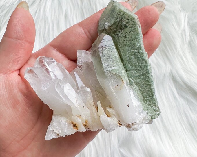 chlorite quartz mineral specimen | premium crystal cluster | crystal healing home decoration | healing crystal | crystal decoration