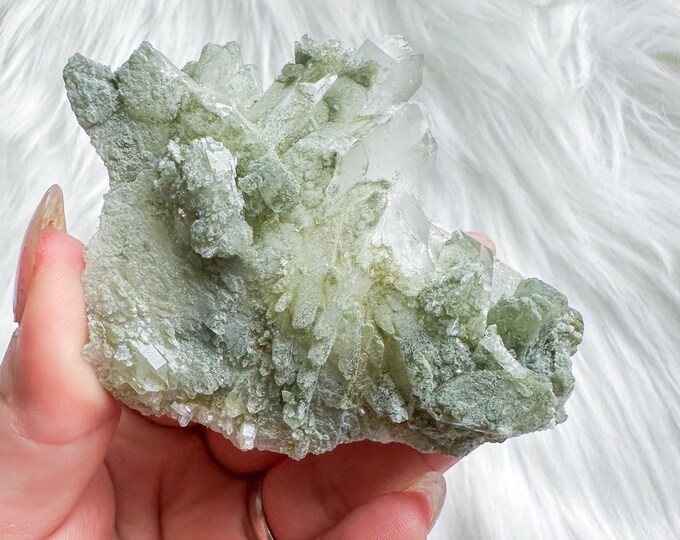 chlorite quartz mineral specimen | premium crystal cluster | crystal healing home decoration | healing crystal | crystal decoration