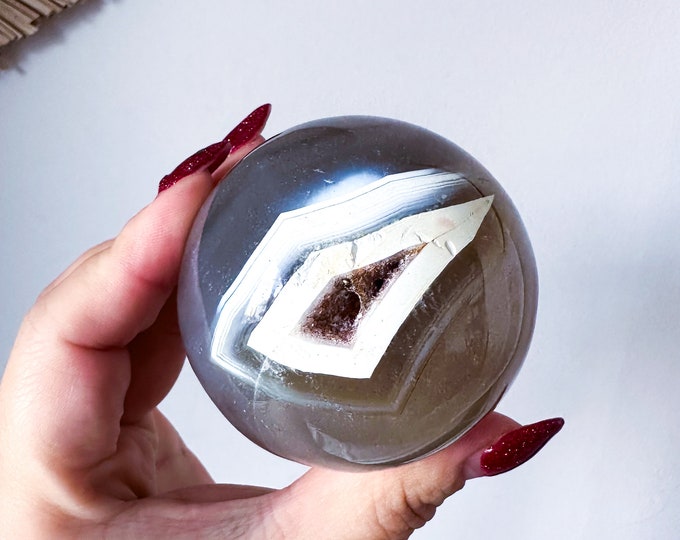 Orca Agate natural crystal sphere| unique crystal home decor| Tranquility home style | Earthy decor | Oceanic decor | unique gift idea