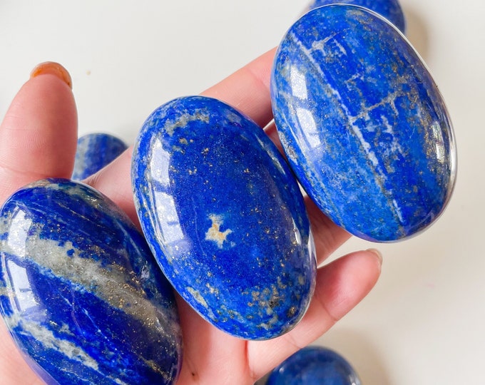 Lapis lazuli palmstone Healing Crystals