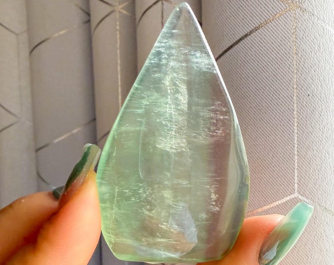 Green fluorite flame point healing crystal home decoration meditation | gift for her |gift for him |crystal gift