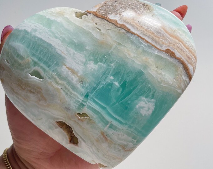 Premium Caribbean calcite large crystal heart healing crystal healing journey home decoration