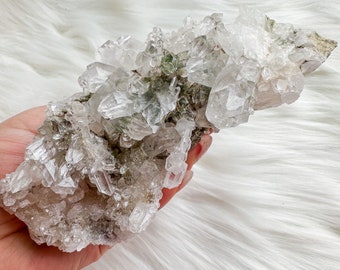 chlorite quartz mineral specimen | premium quartz crystal cluster | crystal healing home decoration | healing crystal | crystal decoration
