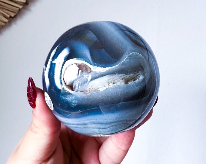 Orca Agate natural crystal sphere| unique crystal home decor| Tranquility home style | Earthy decor | Oceanic decor | unique gift idea