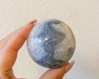 Natural Moss Agate Sphere - High Quality Druzy Healing Crystal for Home Decor and Meditation