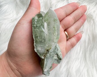 chlorite quartz mineral specimen | premium quartz crystal cluster | crystal healing home decoration | healing crystal | crystal decoration