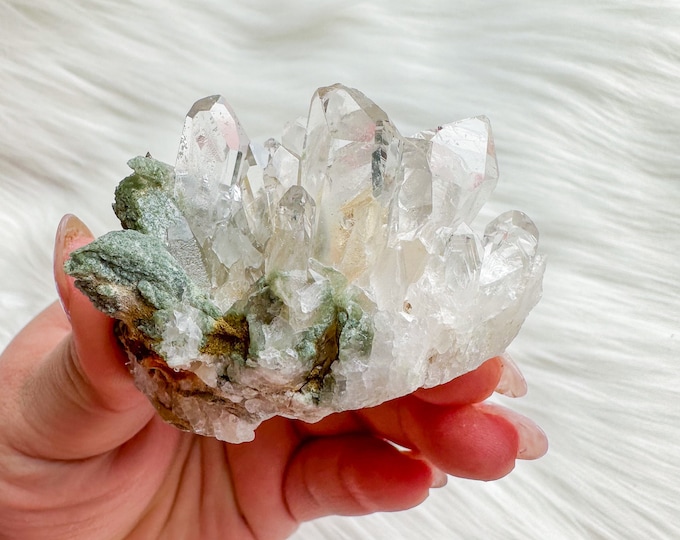 chlorite quartz mineral specimen | premium quartz crystal cluster | crystal healing home decoration | healing crystal | crystal decoration