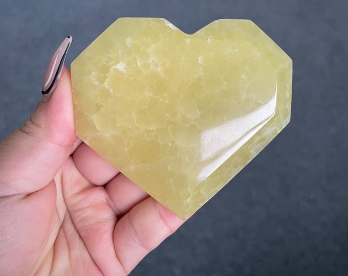 Lemon calcite heart | yellow calcite crystal heart | crystal facets heart solar plexus healing crystal healing journey home decoration