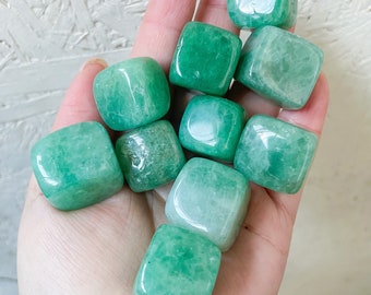 Strawberry quartz (green) polished crystal Tumblestone Healing Crystals