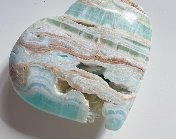 Premium Caribbean calcite large crystal heart healing crystal healing journey home decoration