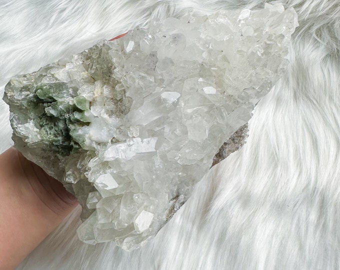 chlorite quartz mineral specimen | premium quartz crystal cluster | crystal healing home decoration | healing crystal | crystal decoration