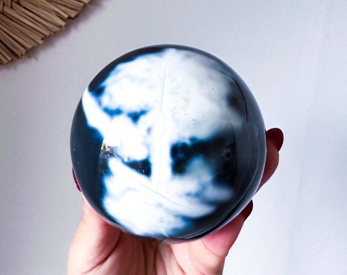 Orca Agate natural crystal sphere| unique crystal home decor| Tranquility home style | Earthy decor | Oceanic decor | unique gift idea