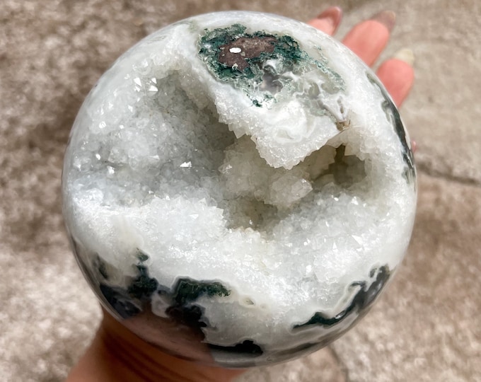 Natural Moss Agate Sphere - High Quality Druzy Healing Crystal for Home Decor and Meditation