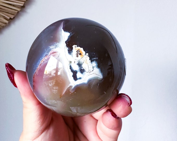 Orca Agate natural crystal sphere| unique crystal home decor| Tranquility home style | Earthy decor | Oceanic decor | unique gift idea