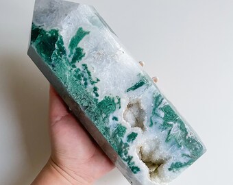 Moss agate largecrystal tower | moss agate healing crystal home decoration | large crystal tower | birthstone |wedding anniversary gift