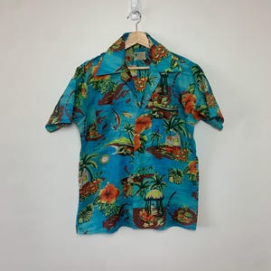 1970s Hawaiian Button Up Shirt
