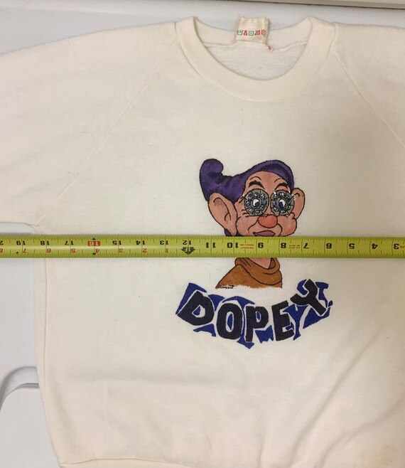 1970s House of Jade Dopey Disney Crewneck - image 7