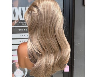 16" Askblond Syntetiskt Hår 13*6 Transparent Peruk med Spets Framtill