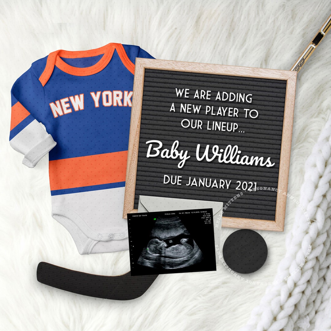Pregnancy Announcement Digital / HOCKEY Baby / Post for Social Etsy