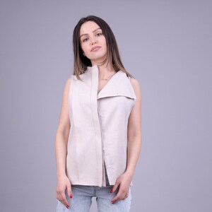 Linen Vest Women/Handmade Linen Vest/Buttoned Linen Vest/Sleeveless Linen Top/Casual Vest/Asymmetrical Vest/Extravagant Linen Vest/AE172