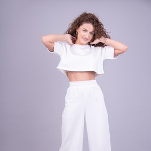 Crop Sweater/White Crop Top/Fancy Crop Top/Crop Top Sweater/Fashionable Women&#39;s Top/White Woman Top/White T-Shirt/Oversized Blouse/AE150