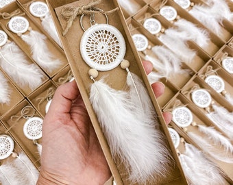 Mini Dreamcatcher Keychain Favors for Guest, Boho Wedding Favors, Bohemian Baby Shower Favors, Party Favors in bulk