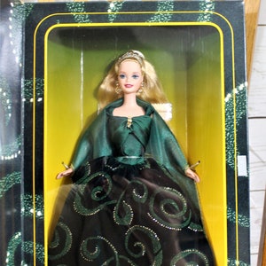 Limited Edition Society Style Collection &quot;Emerald Enchantment&quot; Barbie - 1996