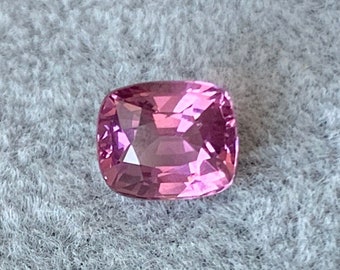 2.52 ct Gorgeous Pink Malaya Garnet Cushion Cut 7.8x6.5x5.2 mm Natural Garnet Jewelry - Birthstone KZ1751