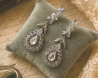 Antique Victorian Style Silver Earring with Natural Rose Cut Diamond