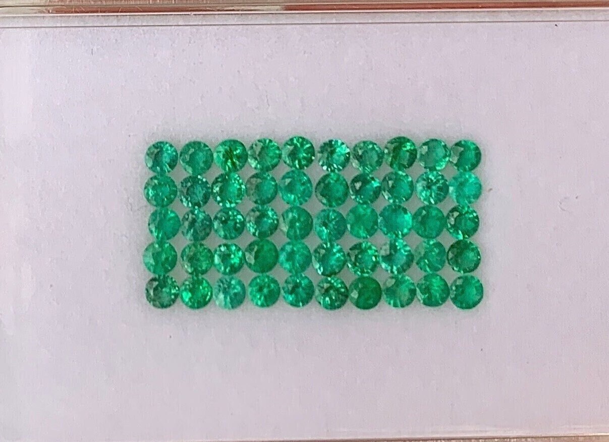 Natural Emerald - Vivid Green Emerald Round Cut 50 Pcs 2.6