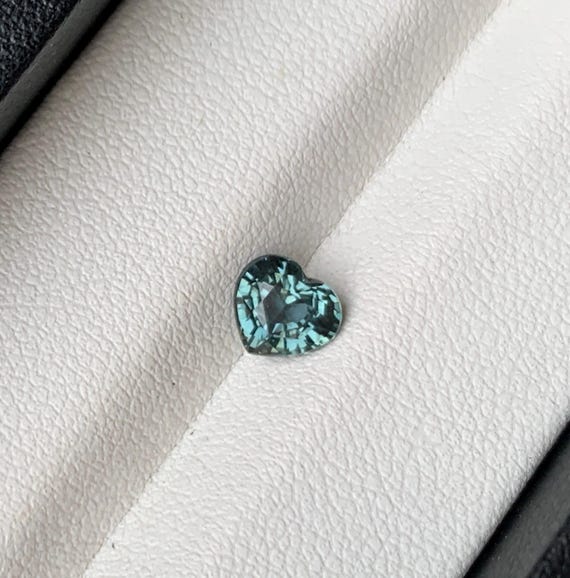 Natural Teal Sapphire • Unheated Sapphire Heart Shape 6.1x5.6x3.6 mm 0.93 ct Sapphire Ring/Pendant Jewelry-1731
