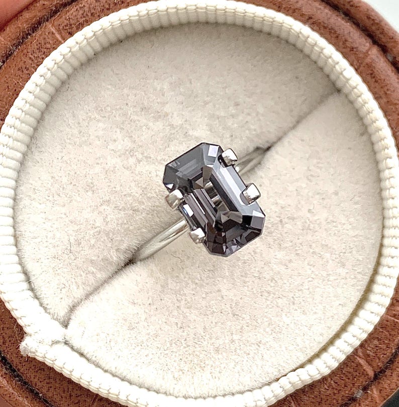 Natural Spinel - Gorgeous Metallic Gray Spinel 2.88 CT - Elongated Emerald Cut - 10.2x6.4x4.9 mm - Bespoke Jewelry/Fine Jewelry - 1273 image 6