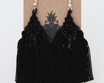 Wind Macrame Earrings – Handmade Jewelry from Magical Cuetzalan