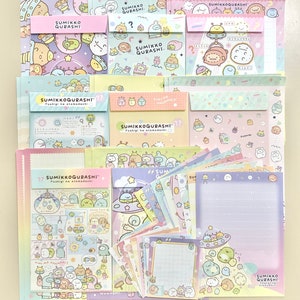 Paquete de muestra de hojas de notas y cartas de amigos misteriosos Sumikko Gurashi de San-X de agosto de 2023.
