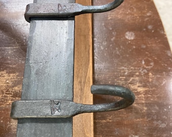 Skillet Hooks
