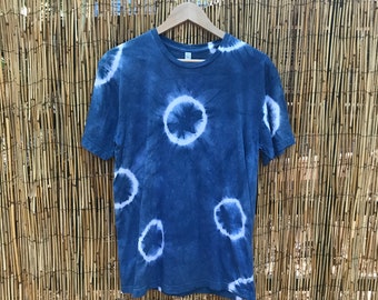 Sz. Large Hand Dyed Shibori Natural Dye Indigo T-Shirt!  size Large