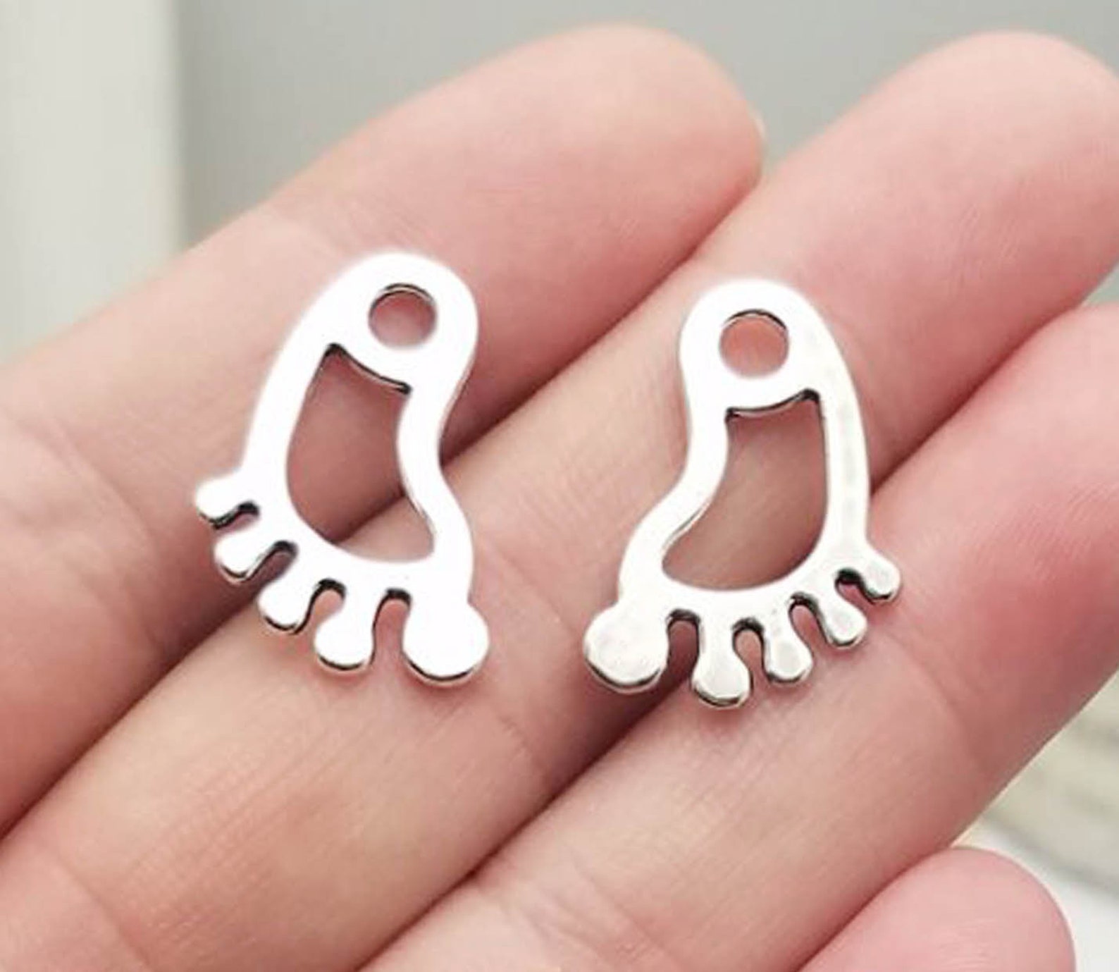 40pcs Hollow out Baby Feet Charm Feet Charms Little Feet Etsy