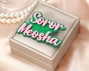 Aangepaste Soror-naamspeld, roze Soror-naambadge, glitter-reversspeld Sorority-naam, Soror-hoofdstukspeld, gepersonaliseerd Soror-cadeau voor zussen