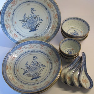 JINDEZHEN CHINA, rice grain (Wanyu) dinnerware set with floral basket decoration for 2 people, China circa 1960.
