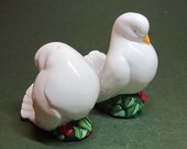 Avon, Christmas dove salt shaker and pepper dove, USA, 1990