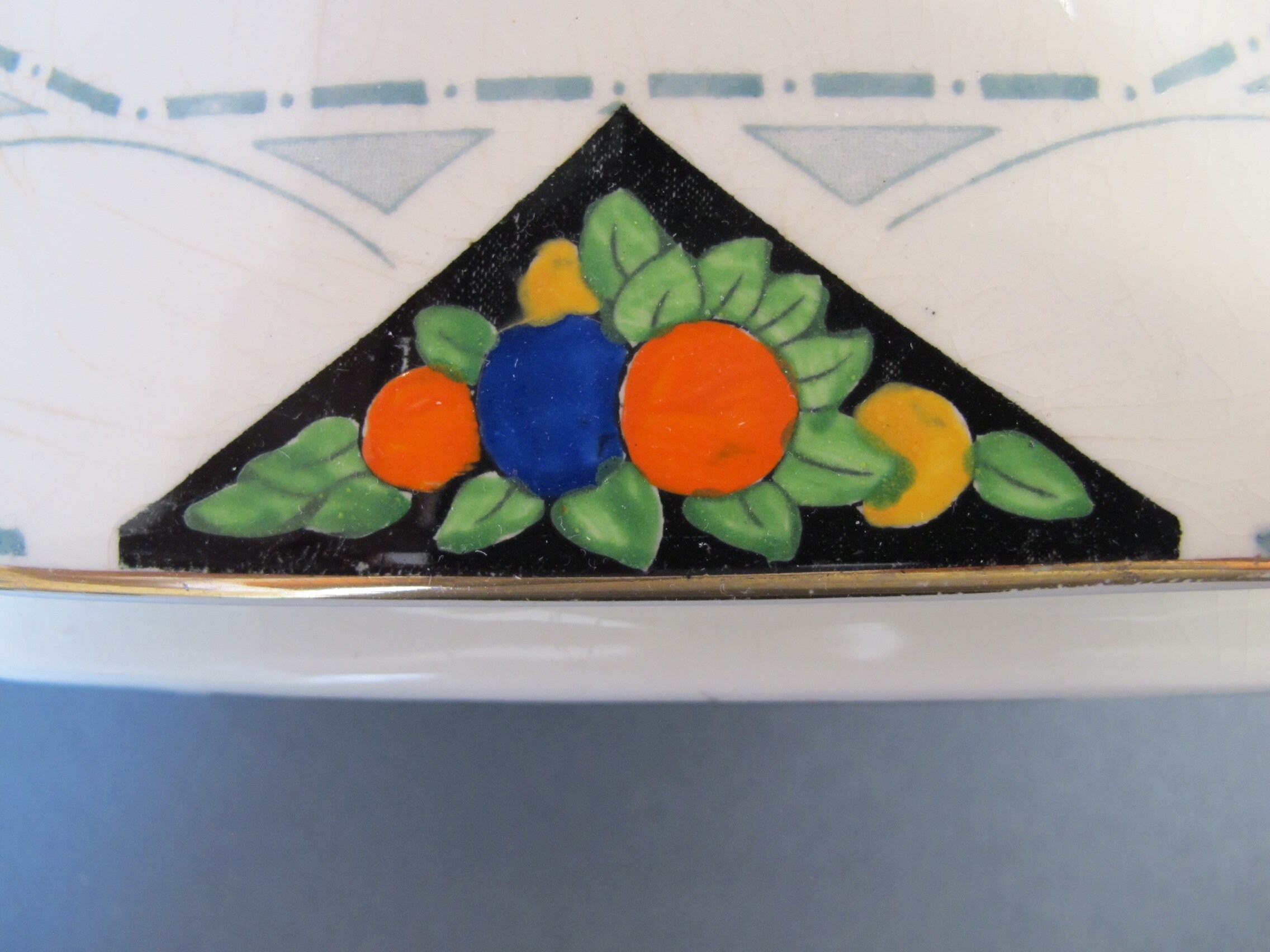 ART DECO Grimwades Royal Winton Ivory, WYE Pattern Covered Vegetable ...